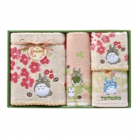 となりのトトロ 春の野原